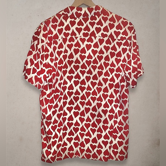 MENS HEART PRINT VALENTINES SHORT SLEEVE SHIRT - Picture 8 of 8